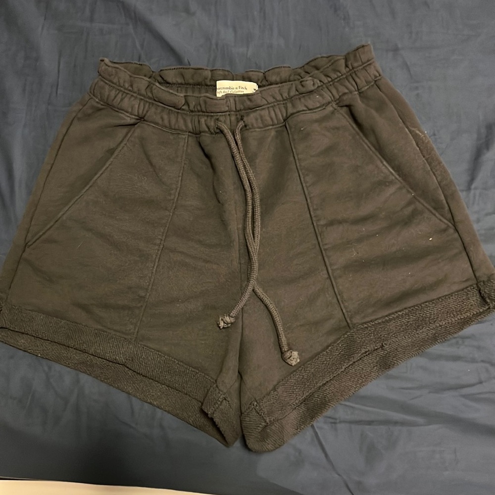Abercrombie & Fitch sweatshorts
